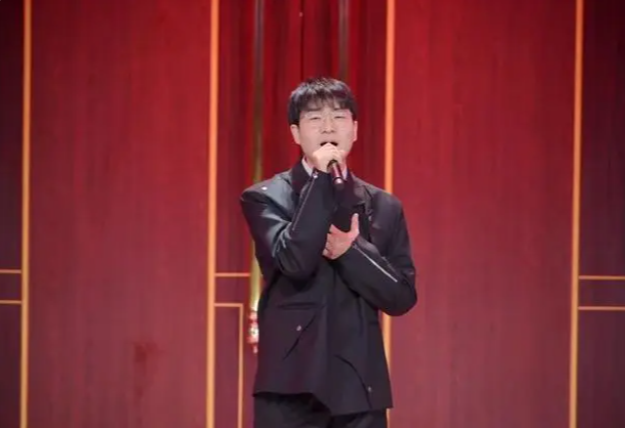 虞晨航获得星光大道20230401期冠军 图1