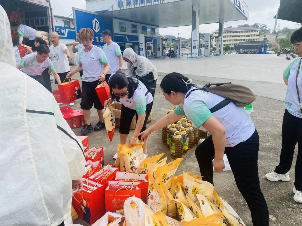 合众人寿：“安老、助残、扶孤”公益项目进乡村 图1