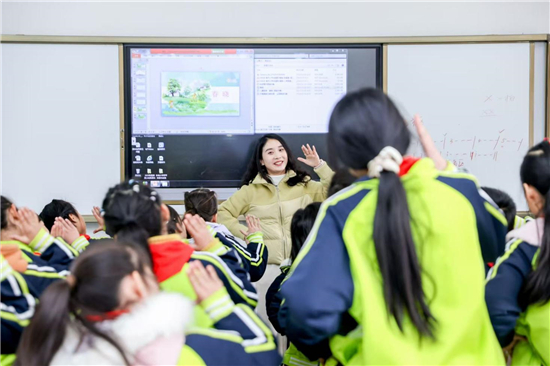 爱心“童”行_|_现代汽车“梦想之屋”公益活动走进武汉 图5