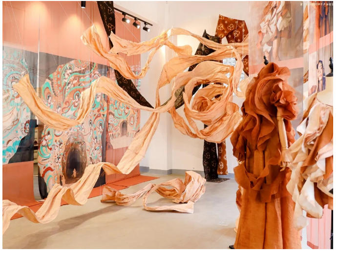 一枚柿子的“乡村变形记” 图4