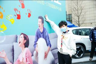 多乐士彩色垂直马拉松火热开跑_为助力“星星”公益添“彩” 图16