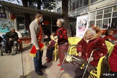 泥灸缘走进南五里堡敬老院公益献爱心活动 图12